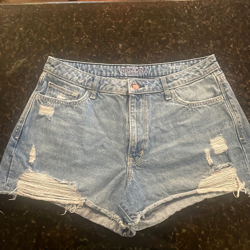 Arizona Jean Company High-Rise Size 15 Junior’s Shorts